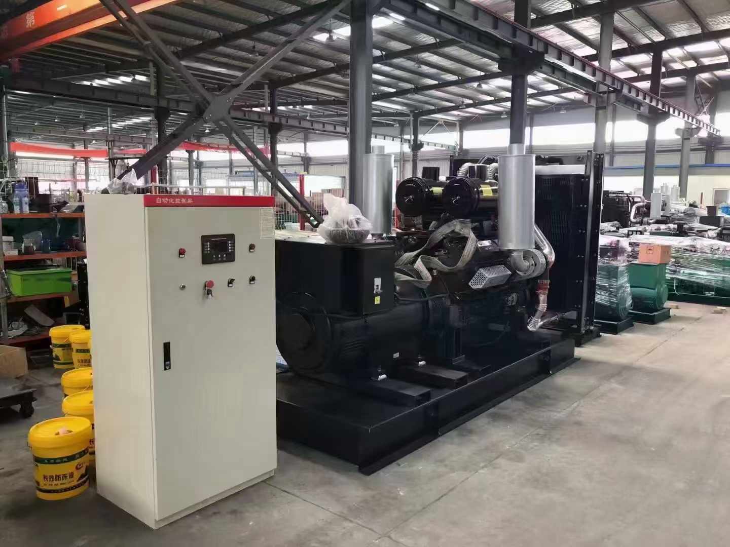 滨海柴油发电机运行时的噪音和振动水平如何？